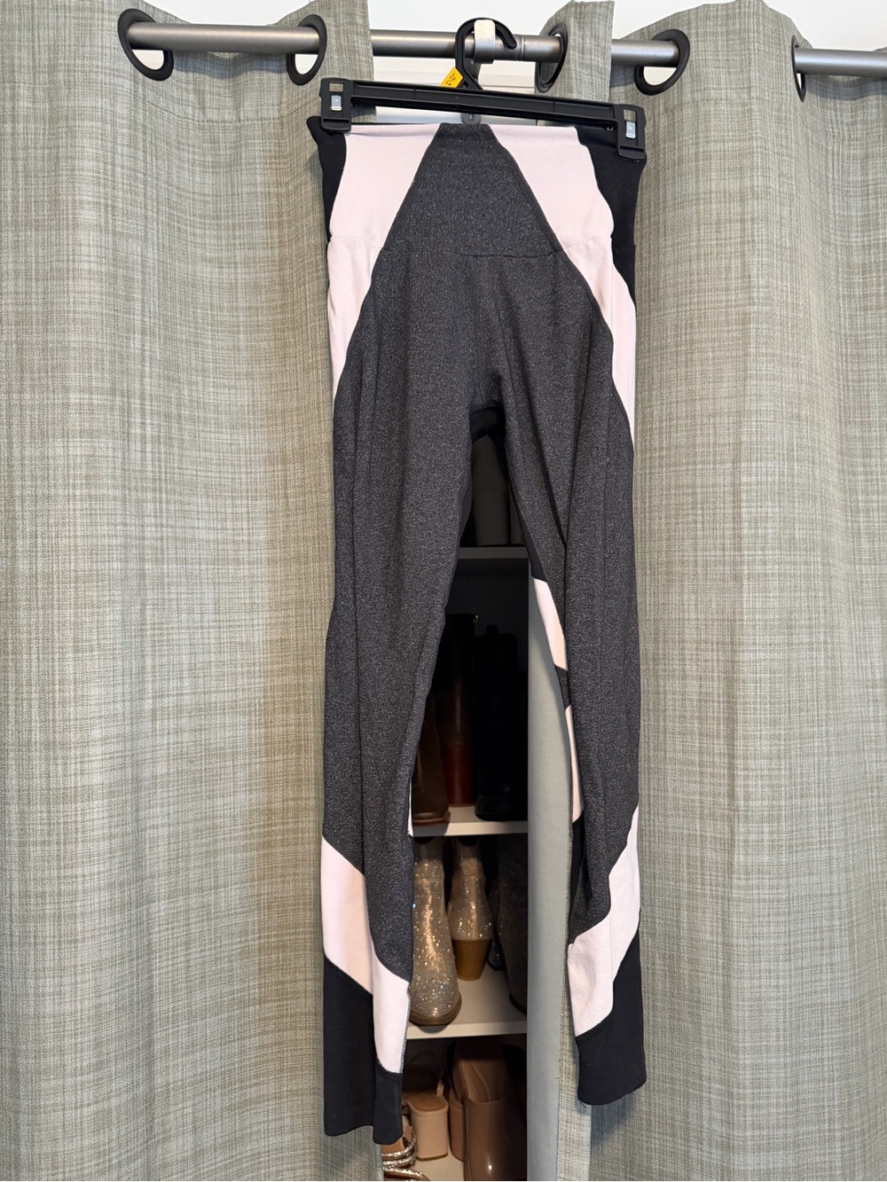 Beyond Yoga Black and Light Pink Colorblock High-Rise Leggings